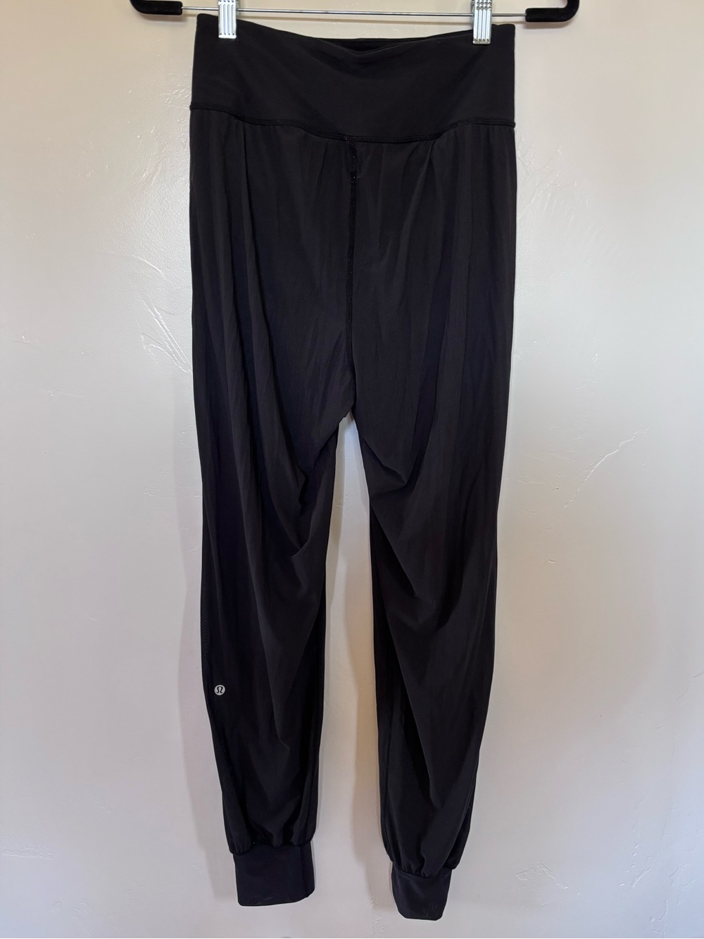 Lululemon sheer overlay jogger leggings – size 4